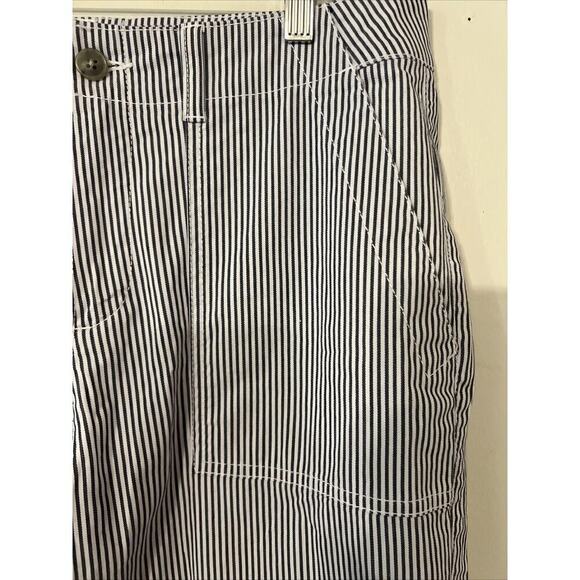 EUC‎ Khakis By Gap Girlfriend Khaki Pants Womens Size 8 White Blue Striped - Picture 2 of 6